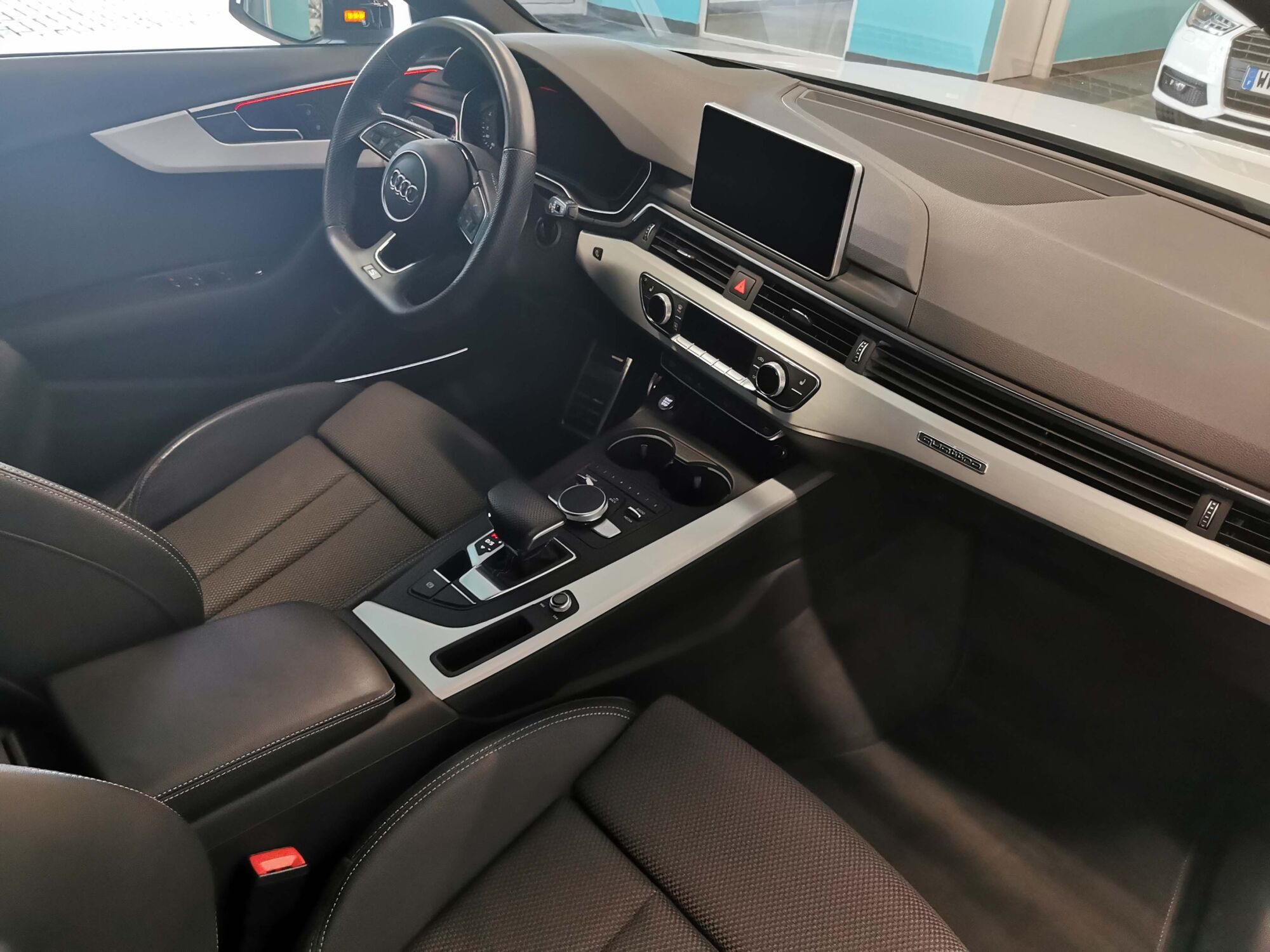 Audi A4 Avant 2.0 TFSI Quattro S-line Guebwiller 0