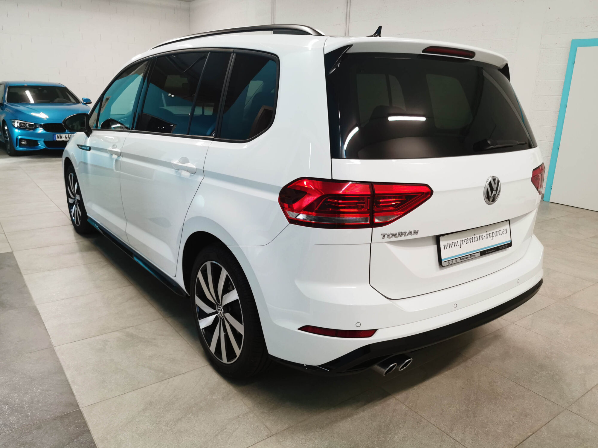 VW Touran R-Line 2.0 TDI &#8211; DSG Pfastatt 0