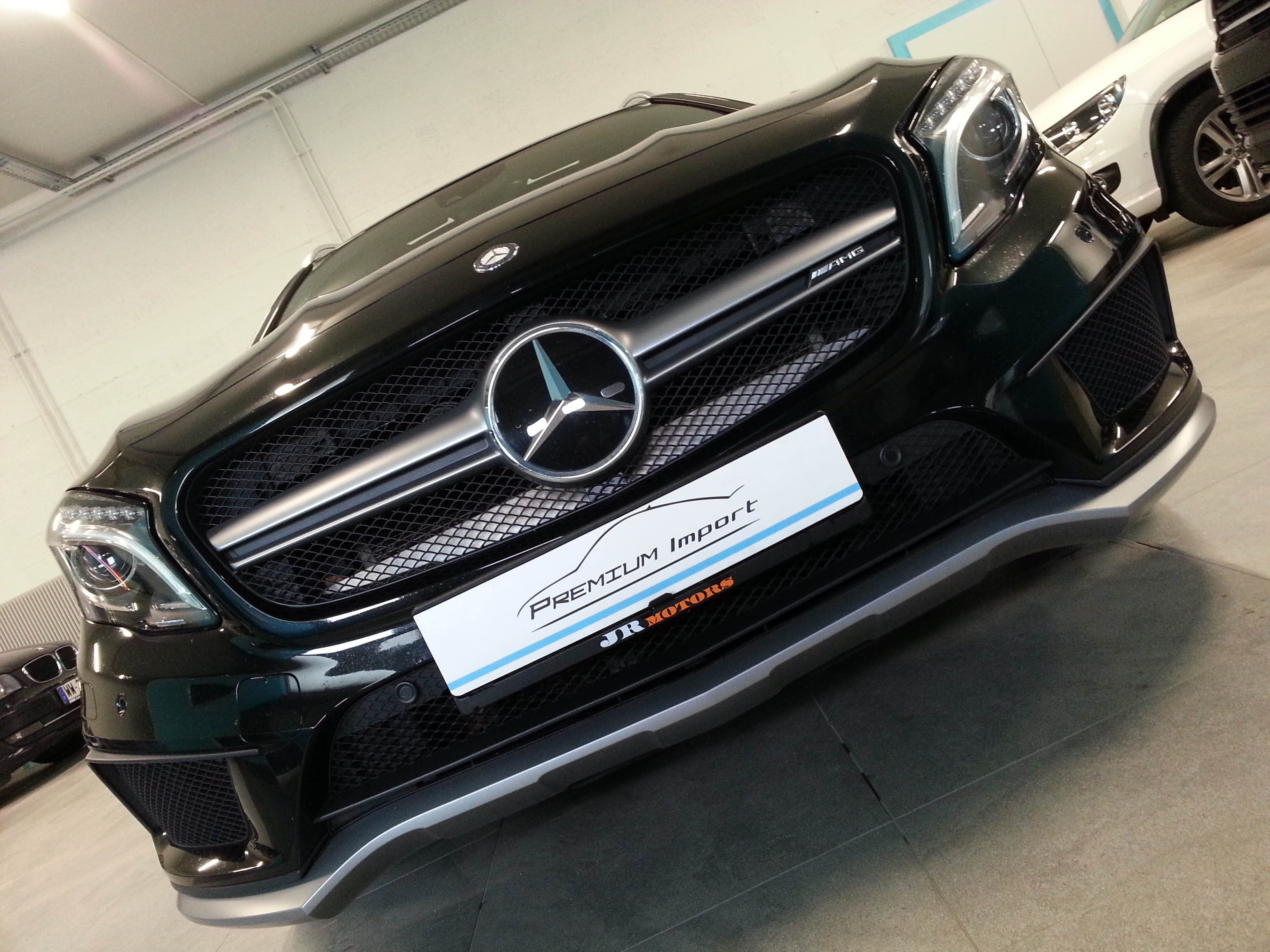 Lire la suite à propos de l’article Mercedes-Benz GLA 45 AMG